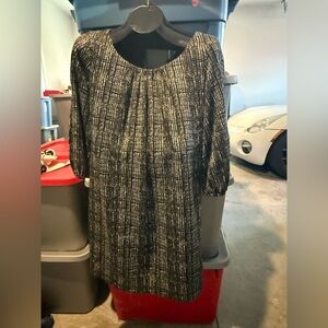 Black and White Patterned Women's Scoop Neck Top mp1